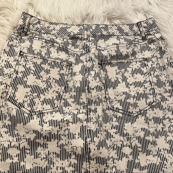 BDG Denim Mini Skirt Blue White Stripes Floral - Picture 9 of 12